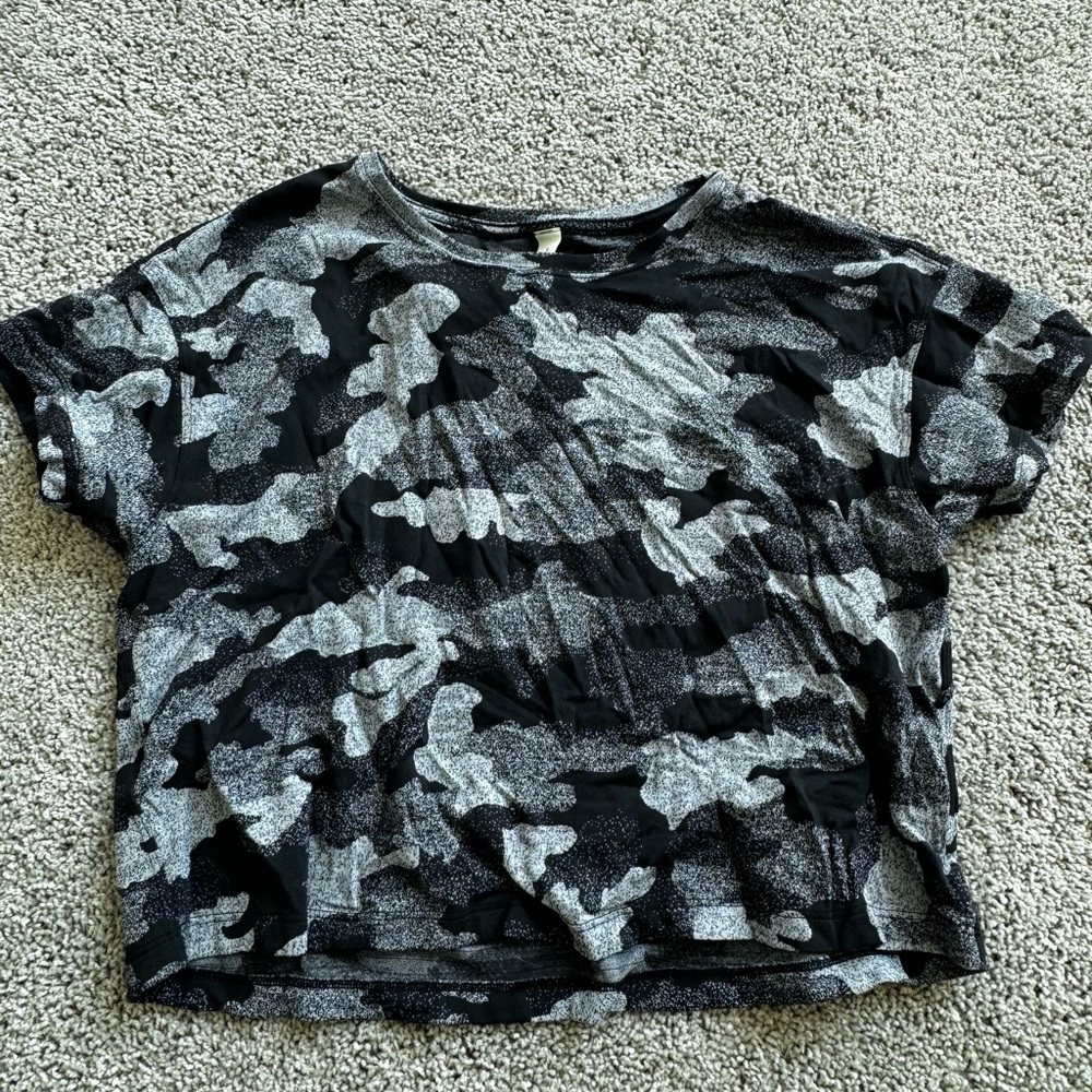 Black Camo Lululemon Shirt